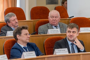 Депутаты приняли к сведению отчет Уполномоченного по правам человека